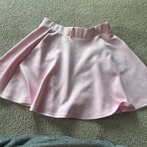 Cute pink hot topic skirt